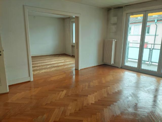 Apartment mieten in Einigen, Zürich