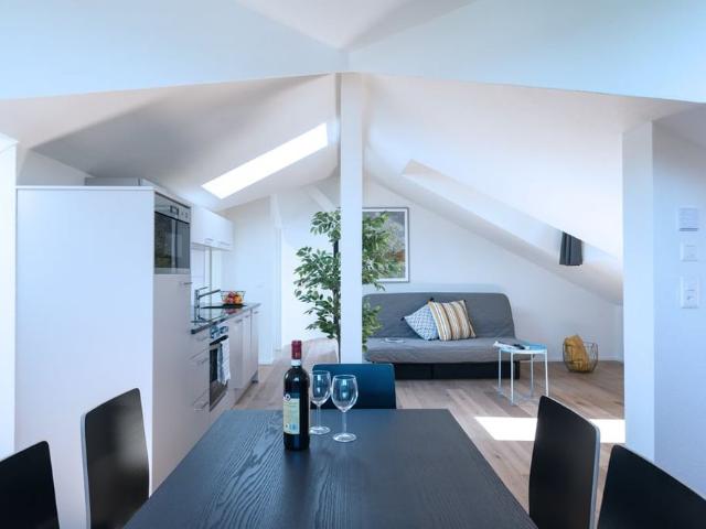 Apartment mieten in Einigen, Zürich