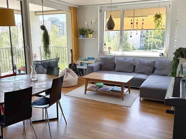 Apartment mieten in Einigen, Zürich