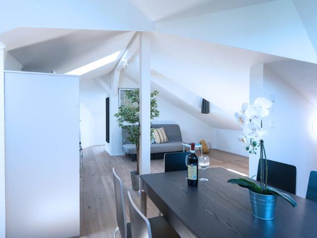 Apartment mieten in Einigen, Zürich