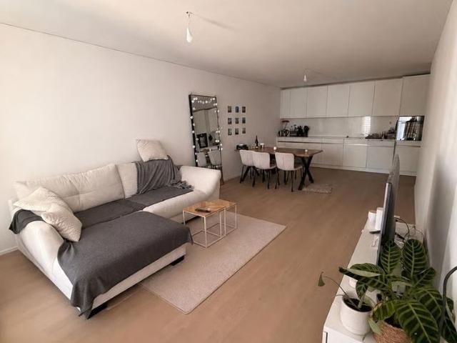 Haus mieten in Einigen, Zürich