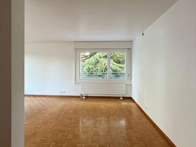 Apartment mieten in Coppet, Waadt