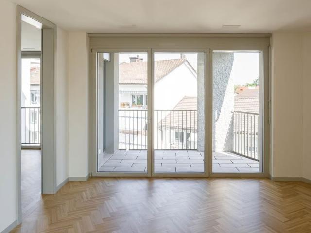 Apartment mieten in Einigen, Zürich