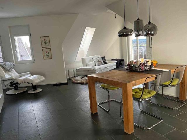 Apartment mieten in Grüningen, Zürich