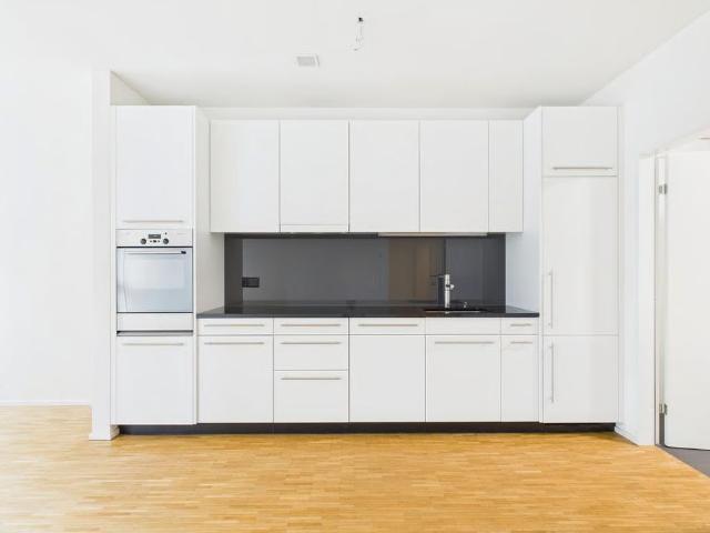 Haus mieten in Einigen, Zürich