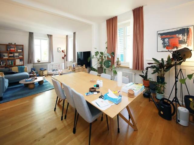 Haus mieten in Einigen, Zürich