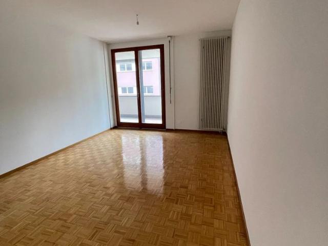 Apartment mieten in Pedrinate, Chiasso