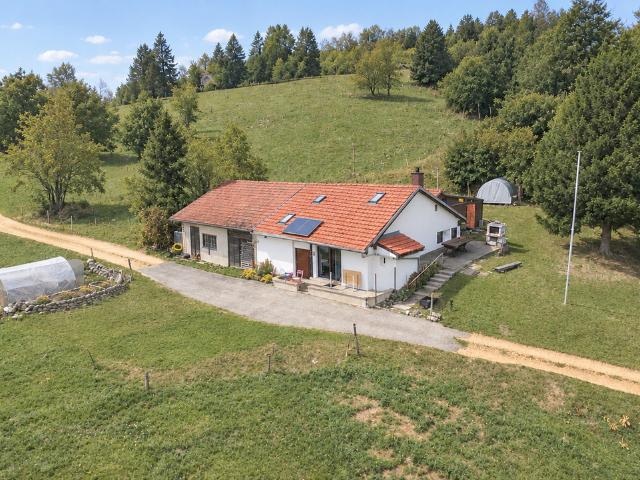 Haus kaufen in Montalchez, La Grande-Béroche