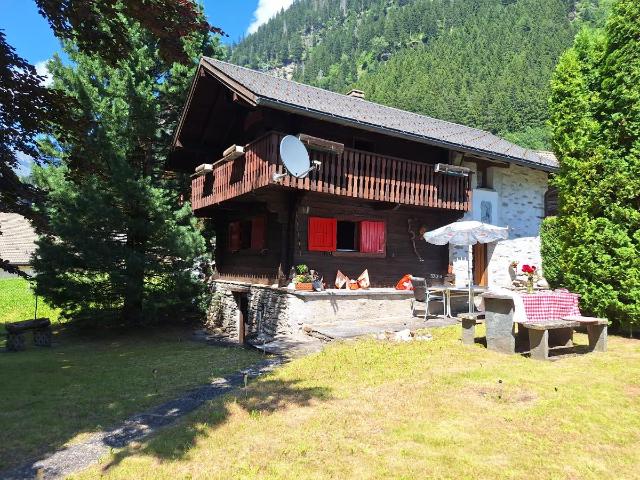Einfamilienhaus kaufen in Rossa, Graubünden