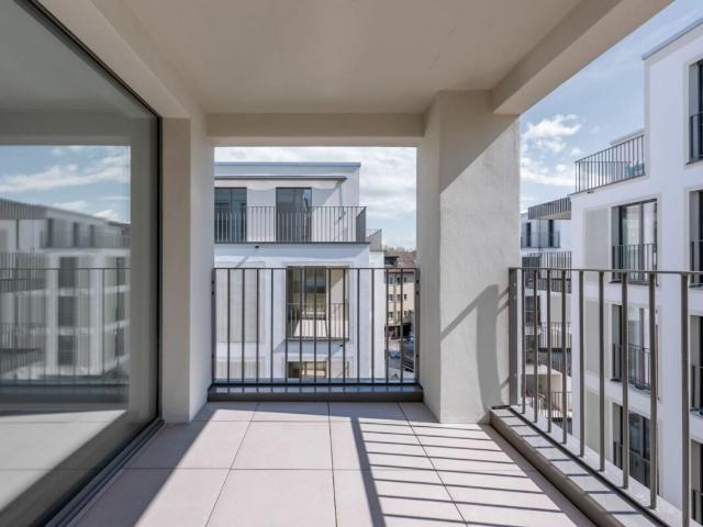 Apartment mieten in Einigen, Zürich