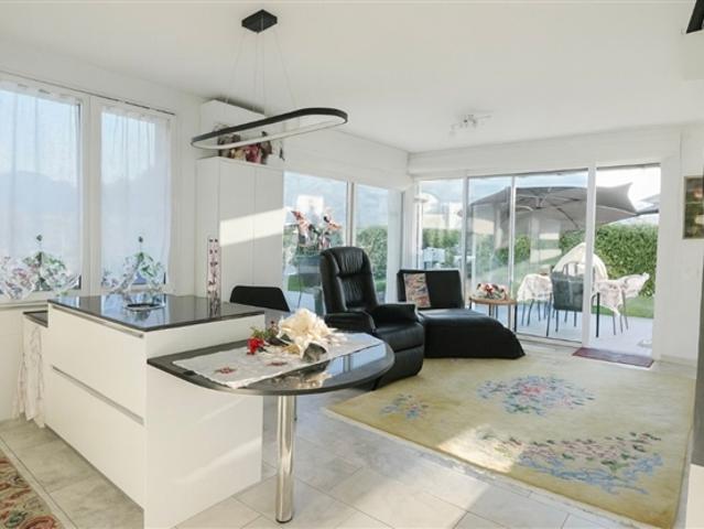 Wohnung kaufen in Caslano, Tessin
