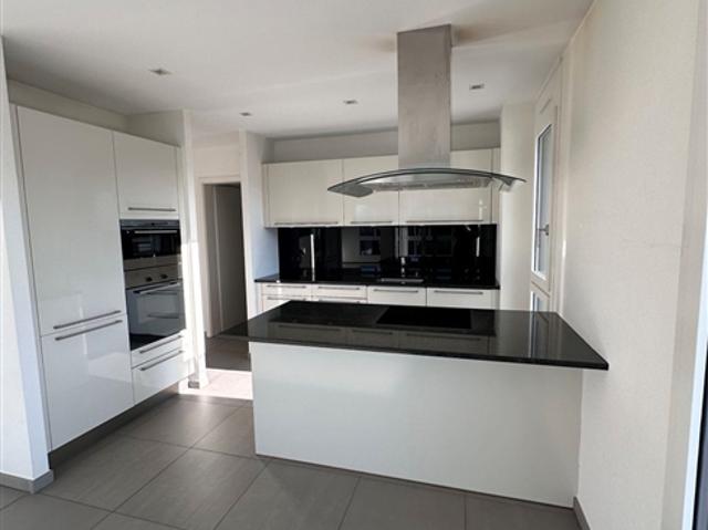 Wohnung mieten in Saint-Sulpice (VD), Waadt