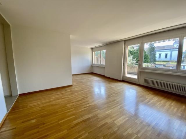 Wohnung mieten in Rüti, Rüschlikon