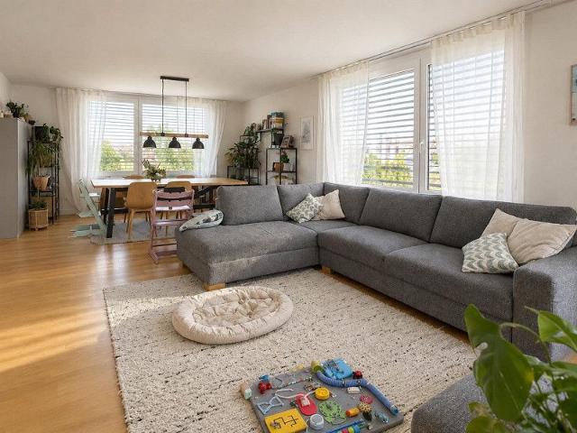 Apartment mieten in Einigen, Zürich