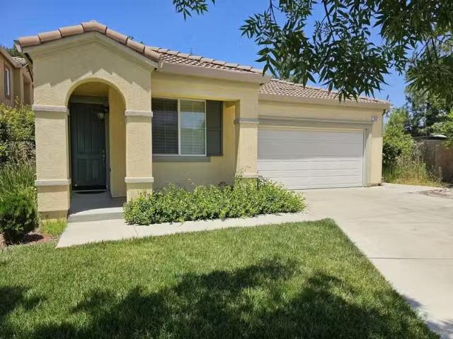 House for rent in Pomona