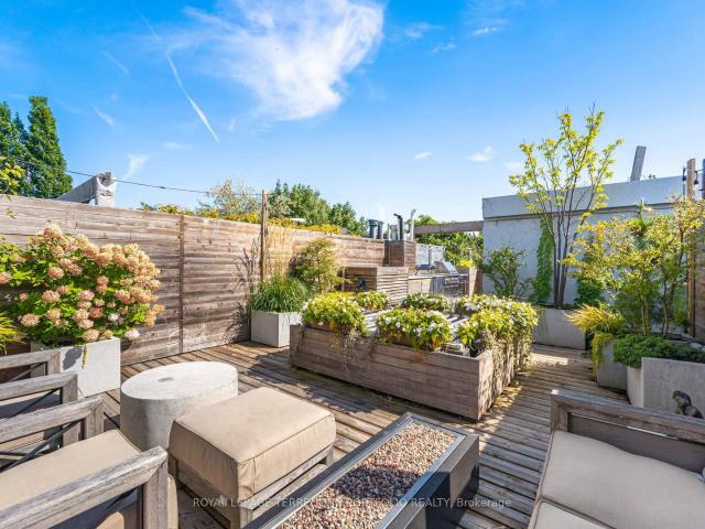 Condo for sale in Woburn, Ontario