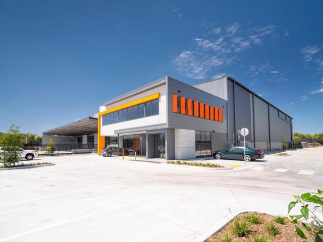 Warehouse for rent in Toombul, Queensland