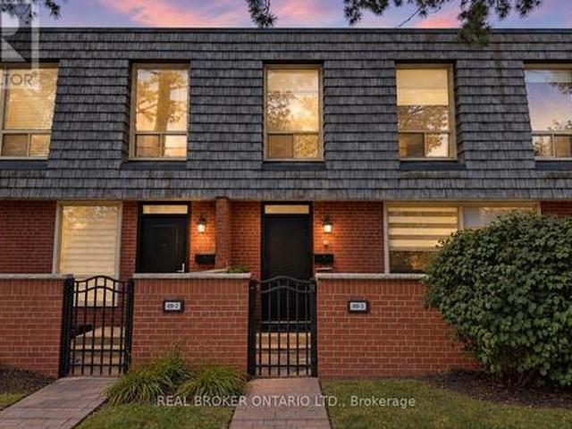 Townhouse for sale in Woburn, Ontario