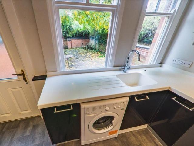 House for rent in West End, Old Wharf