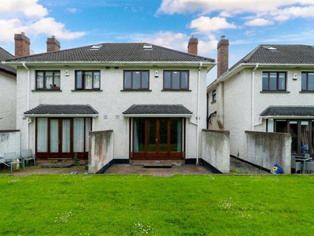 Detached House to rent in Leopardstown, North Tipperary