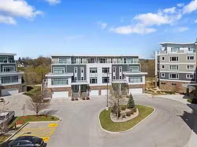 House for sale in East St. Paul, Manitoba