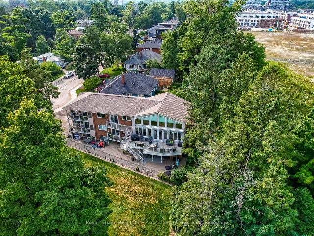 Condo for rent in Woburn, Ontario
