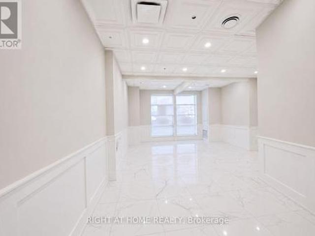 Commercial for rent in York, Ontario