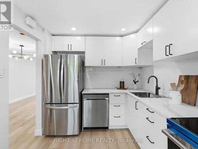 Townhouse for sale in Mulhurst Bay, Ontario