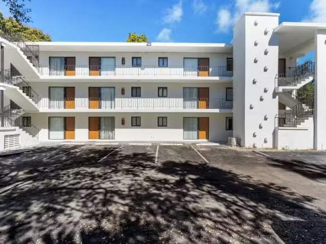 Condo for rent in Miami