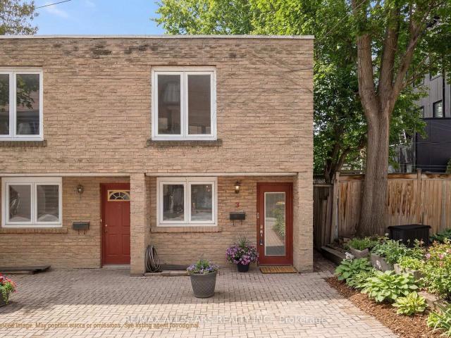 Condo for sale in Woburn, Ontario