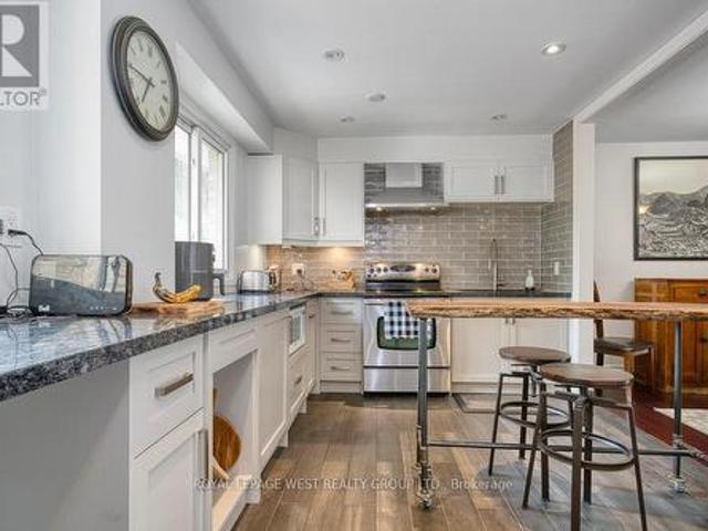 Townhouse for sale in Woburn, Ontario