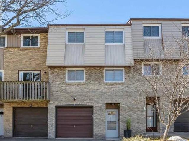 House for sale in Ancaster, Ontario