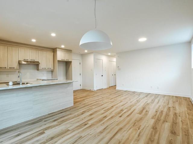 Apartment for rent in Saint-ambroise-de-kildare, Quebec