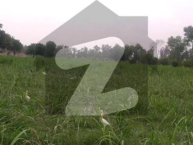 Land for sale in Faisalabad, Islamabad Capital Territory