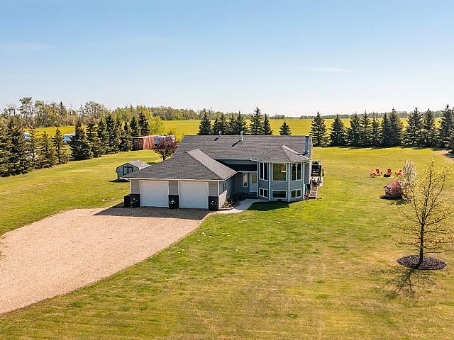 House for sale in Red Deer, Alberta