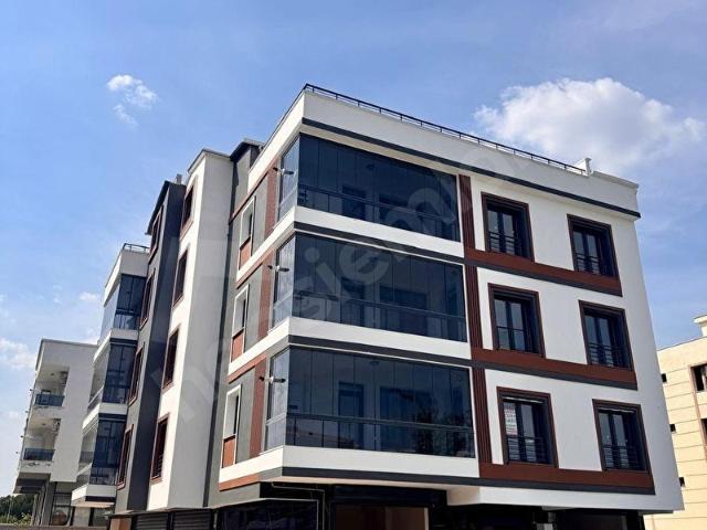 Akhisar, Manisa içerisinde satılık mülk