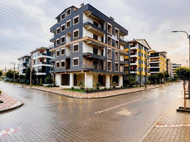 Akhisar, Manisa içerisinde satılık mülk