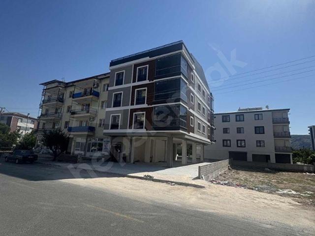 Akhisar, Manisa içerisinde satılık Dükkan