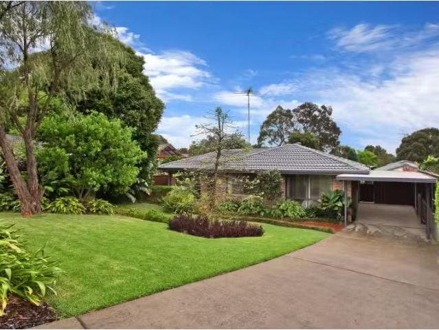 House for rent in Acacia Gardens