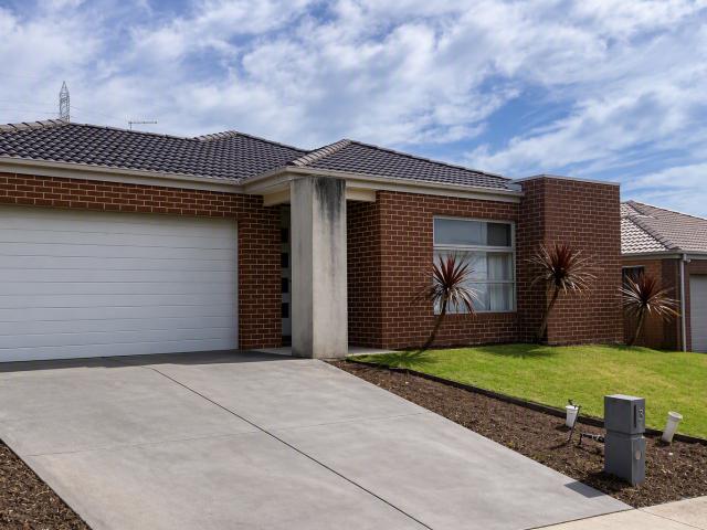 Apartment for rent in Camerons Creek, Victoria