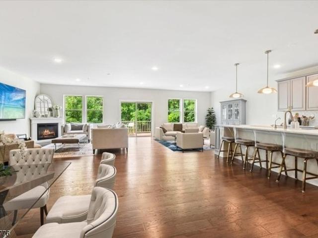 Condo for sale in Mountain Lakes, New Jersey
