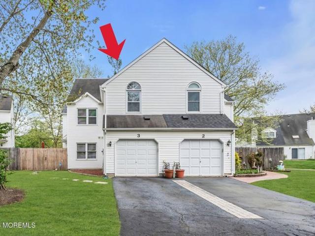 Townhouse for sale in Monmouth, New Jersey