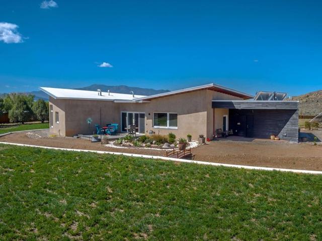House for sale in New Mexico