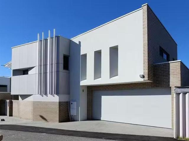 House for rent in North Perth