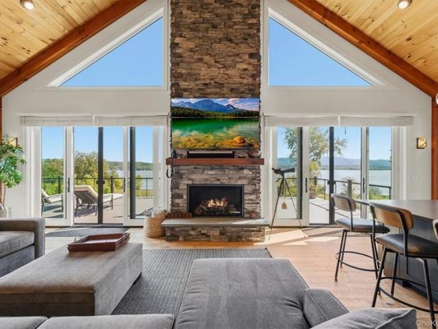 House for sale in City of Newburgh, Orange County