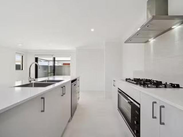 House for rent in Gleneagle, Queensland