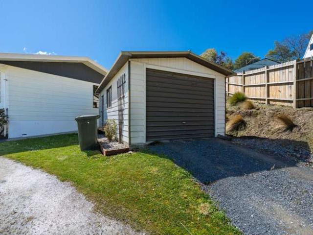 House for sale in Otakou