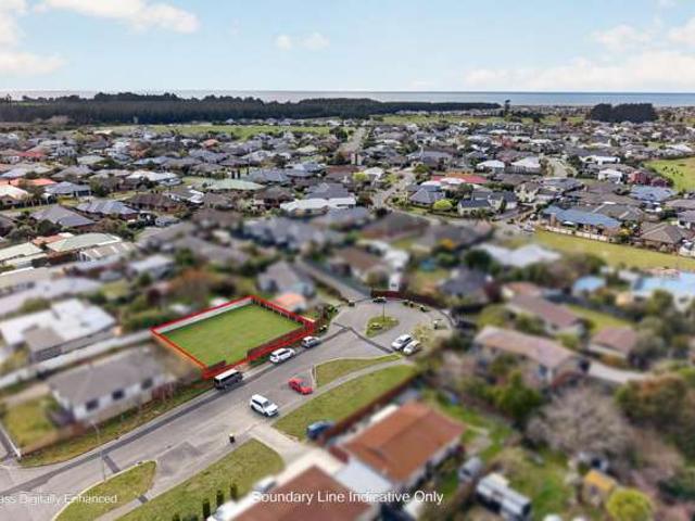 Land for sale in Chaslands, Canterbury