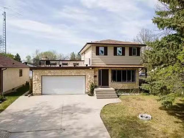House for sale in East St. Paul, Manitoba
