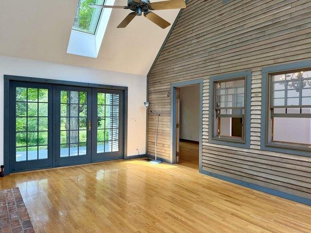 House for sale in Madrid, New York